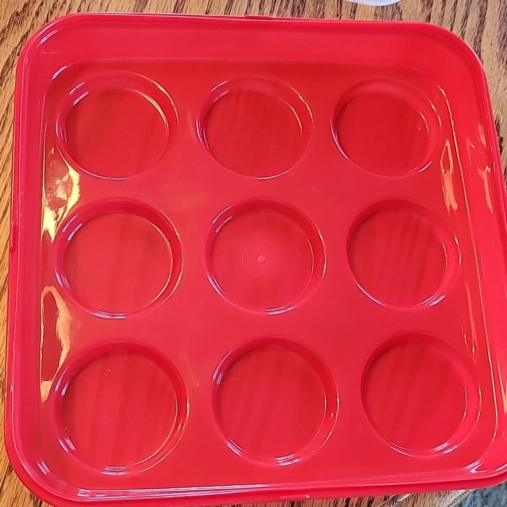 Red 9 Cupcake Carrier w/lid & Handle